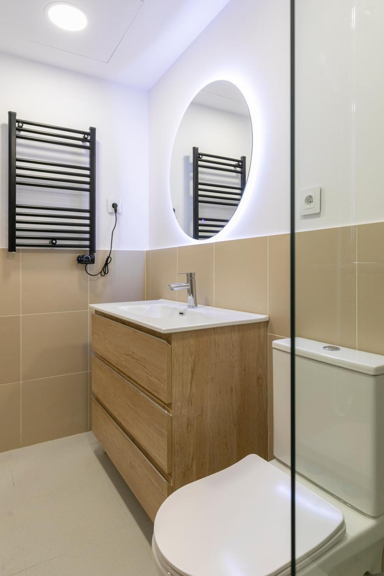 Homeabout Smart Rooms Bravo Murillo - Sin Recepcion Madrid Eksteriør billede