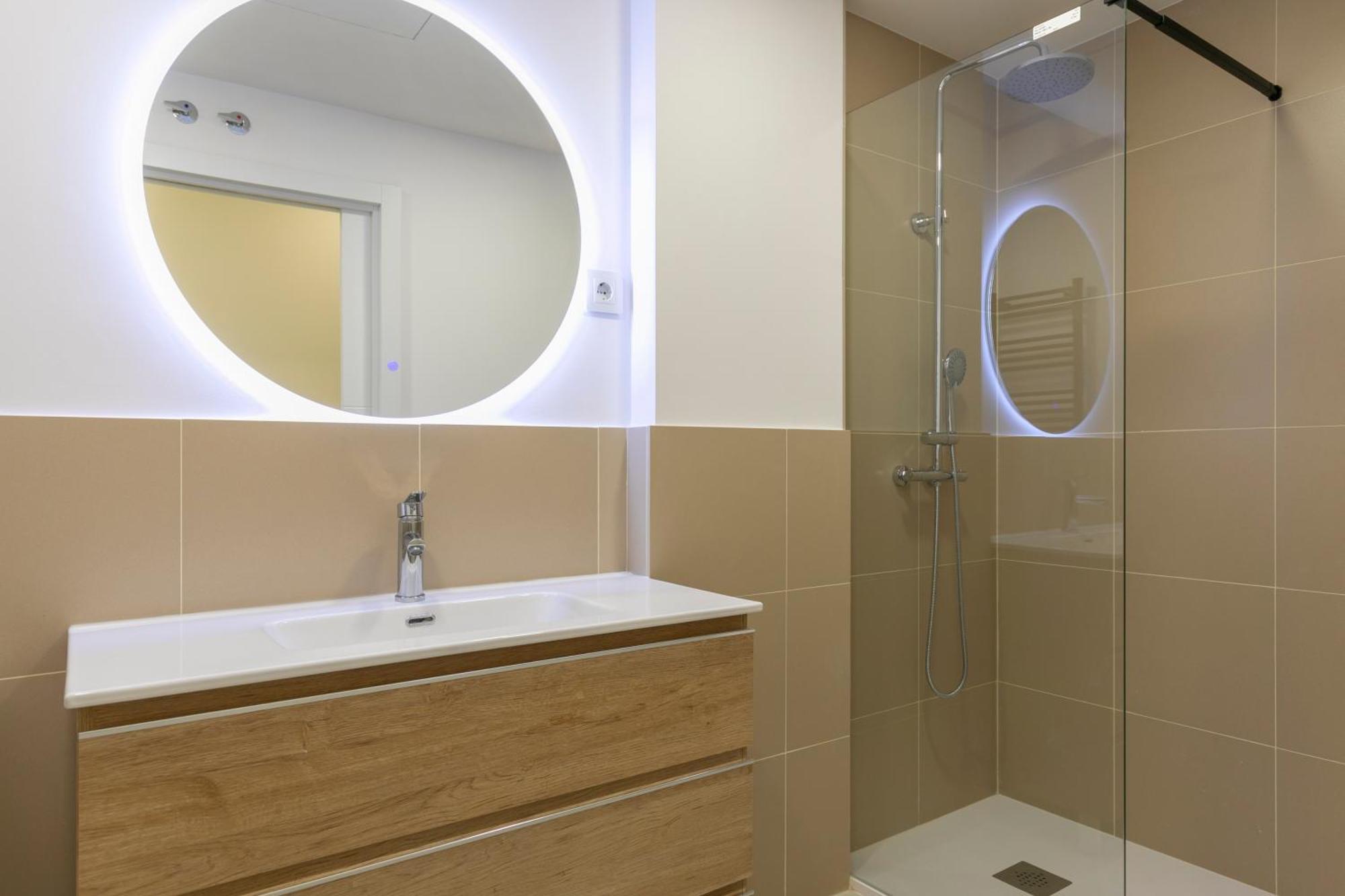 Homeabout Smart Rooms Bravo Murillo - Sin Recepcion Madrid Eksteriør billede